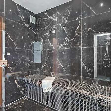 Дом отдыха Awesome In With Sauna *